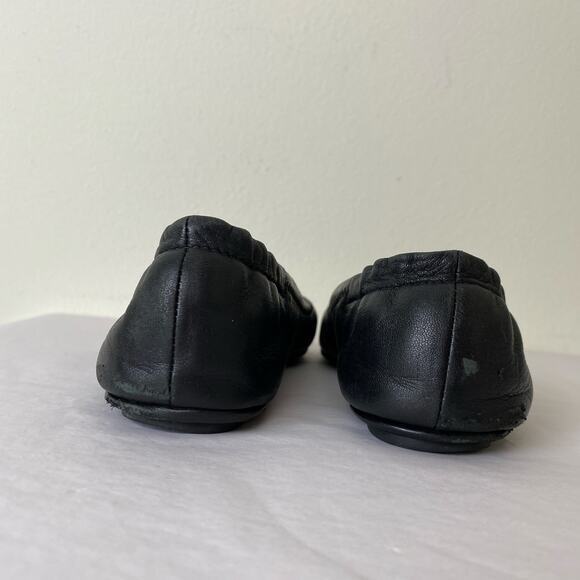 Tory Burch Reva Flats Size 8 Black Gold Leather Logo Travel Ballet *well worn - Picture 8 of 13